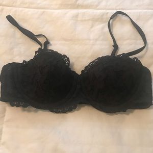 Black lace Victoria secret bra
